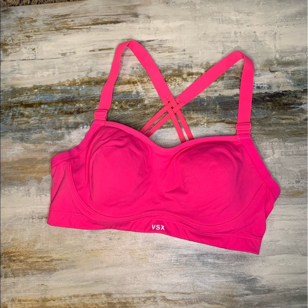 VS Sport Hot Pink Adjustable Underwire Sports Bra